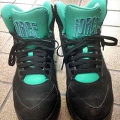 NIKE AIR FORCEのサムネイル
