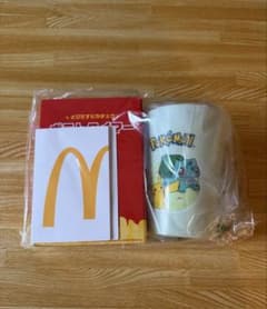 マクドナルドのサマーチャンスバッグ2026　フシギダネ　ピカチュウのサムネイル