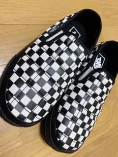 バンズ VANS スリッパー キルト 黒白 チェッカーのサムネイル