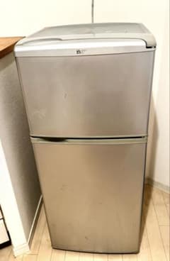 三洋電機★it's 2ドア 冷蔵庫 シルバー　一人暮らしにピッタリ　112L 三洋電機☆it's 2ドア 冷蔵庫 シルバー 一人暮らしにピッタリ 112L