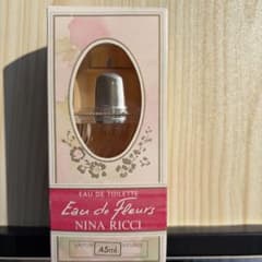 NINA RICCI Eau de Fleurs 45ml 香水のサムネイル