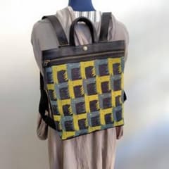 ミナペルホネン/thoroughbredサラブレットネイビー/牛革A4トートリュ