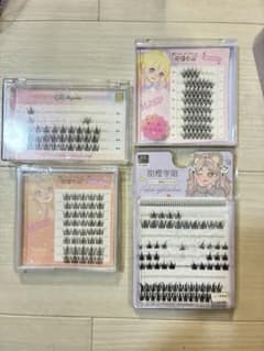 つけまつ毛 4点まとめ売りのサムネイル