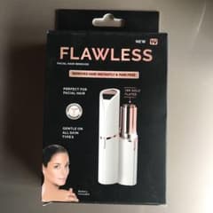 新品‼︎フローレスシェーバーのサムネイル