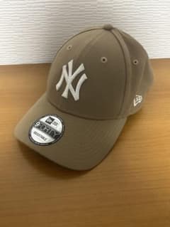 New Era ニューヨーク・ヤンキース ベージュキャップのサムネイル