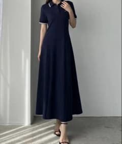 美品！予約商品　Louere　ポロワンピース（セミフレア）のサムネイル