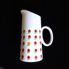 美品 ✾ 1970年代ヴィンテージ 陶器 ピッチャー 水差し 赤いバラの模様 