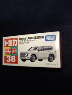 トミカ　ランドクルーザーのサムネイル