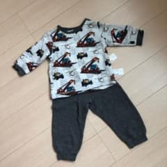 ユニクロ　トーマス　キルティングパジャマ　秋冬のサムネイル