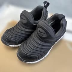 NIKE 18cm ダイナモフリー　ナイキ　黒　ブラック