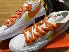 NIKE ブレーザーLOW x sacai Magma Orangeのサムネイル