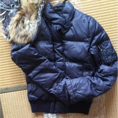 ブラックバイマウジー ダウンのサムネイル