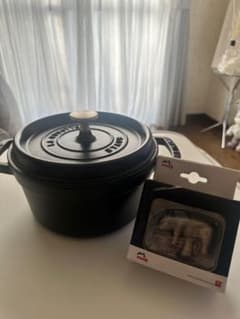 STAUB 鋳鉄 両手鍋 黒 ピッグノブセットのサムネイル