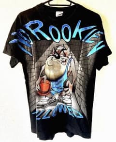 Tシャツ 古着　ストリートのサムネイル