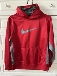 NIKEトレーナーのサムネイル