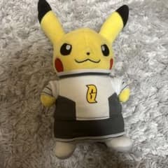 ピカチュウ ぬいぐるみのサムネイル