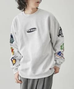 BENDAVIS 袖ワッペンクルーネックスウェットのサムネイル