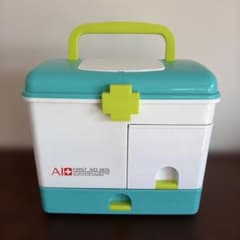 日本製Imotani AIB FIRST AID BOX 中型救急箱のサムネイル