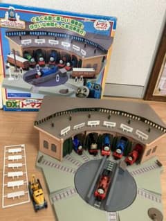 トーマス　操車場　車両付きのサムネイル