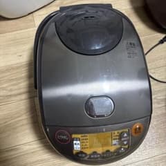 TOSHIBA 圧力IH炊飯器 RC-10VXM 本体のサムネイル