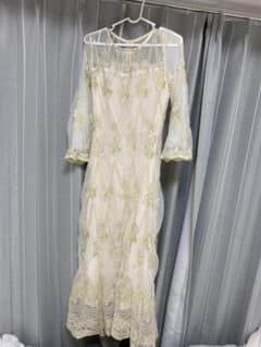 【新品未使用】結婚式、二次会等お呼ばれ用ドレスのサムネイル