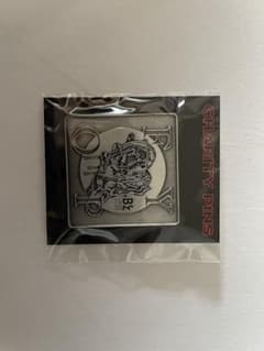 B'z LIVE-GYM 2025 FYOP チャリティピンバッジ - メルカリ