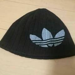 値下げしました  1000→888→500  アディダス  ニット帽のサムネイル