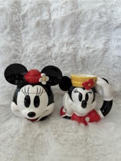 値引き　ミニーマウス マグカップ 2セット　ディズニー　陶器のサムネイル