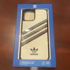 adidas iPhone 12/12 Pro 3ストライプスケースのサムネイル