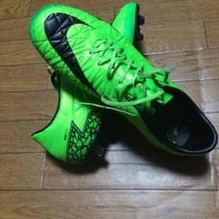 NIKEハイパーヴェノムのサムネイル