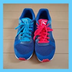 PUMA ランニングシューズ ブルー系のサムネイル