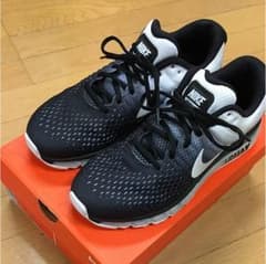 NIKE AIR MAX 2017のサムネイル