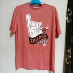 NBA　ブルズ　Tシャツ　Mのサムネイル