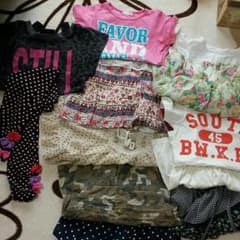値下げ中!!  子供服まとめ売り 女の子 110～120(２着追加しました)のサムネイル