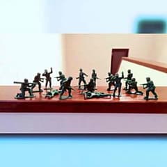 トイストーリー グリーンアーミーメン15体セットのサムネイル