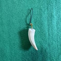 イノシシの牙(キーホルダー)のサムネイル