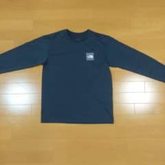 THE NORTH FACE ネイビー 長袖カットソー Mのサムネイル