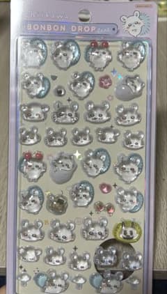 ふ*ん様 ちいかわ　ボンボンドロップシール　モモンガのサムネイル
