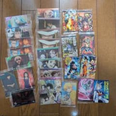 要らなくなったウエハースカードなどです。のサムネイル