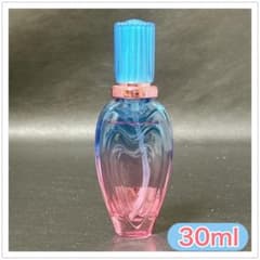 エスカーダ アイランドキッス オードトワレ 30ml（残量約8〜9割