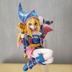 블랙 마술사 소녀 피규어