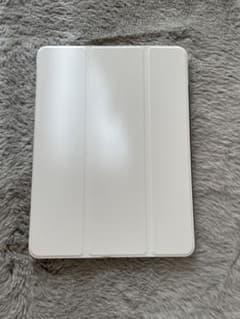 iPadケース　第9世代　未使用品　ホワイトのサムネイル