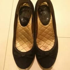 フェリシモ＊24cm スウェード調パンプスのサムネイル