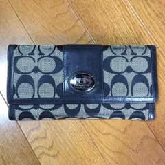 コーチ 長財布 中古品のサムネイル