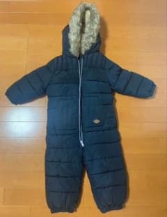 next スノースーツのサムネイル