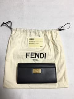 FENDI 長財布　FENDI フェンディ　ピーカブー　コンチネンタルウォレットのサムネイル