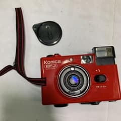 Konica  EFJ  レッド　フィルムカメラ　ジャンク品のサムネイル