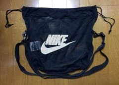 ナイキ（NIKE）ボールケースのサムネイル
