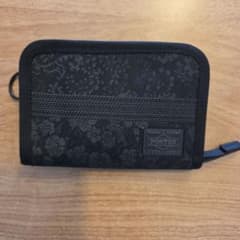 ぶ*る様 PORTER 二つ折り財布 ラウンドファスナー 値下げしました ぶ*る様 PORTER 二つ折り財布 ラウンドファスナー 値下げしました