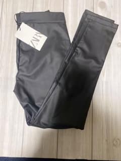 ZARA フェイクレザーレギンスのサムネイル